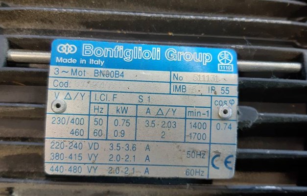 MOTORE TRIFASE 0,75 KW BONFIGLIOLI mod.BN80B4 usato